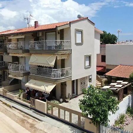 Apartment Ofrinio Central Apartments