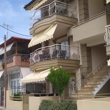 Apartment Ofrinio Central Apartments