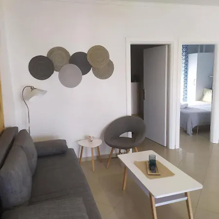 Ofrinio Central Apartments *