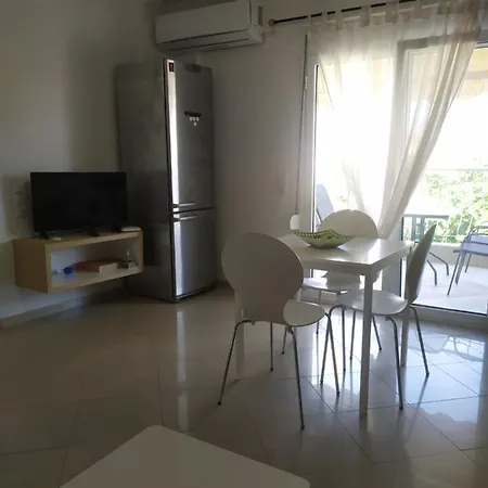 Ofrinio Central Apartments * Ofrinion