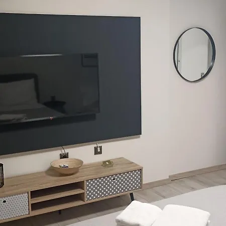 Ofrinio Central Apartments *