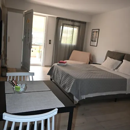 Ofrinio Central Apartments Lägenhet Ofrínion