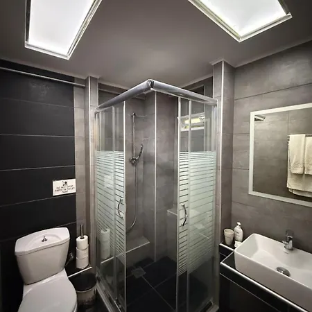 Ofrinio Central Apartments *
